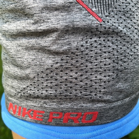 Nike Pro - Ladies, xLarge, moisture wicking hooded athletic shirt. - Picture 7 of 8